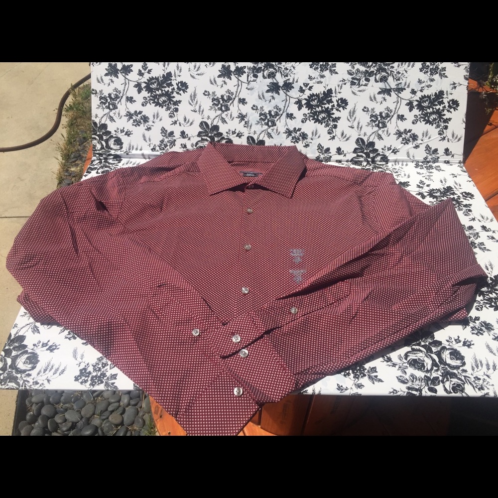 Men’s Van Heusen XL Chanti Long Sleeve Shirt